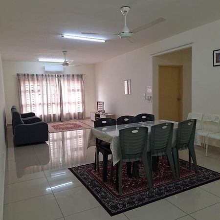 Abie'S Homestay Putrajaya Zewnętrze zdjęcie